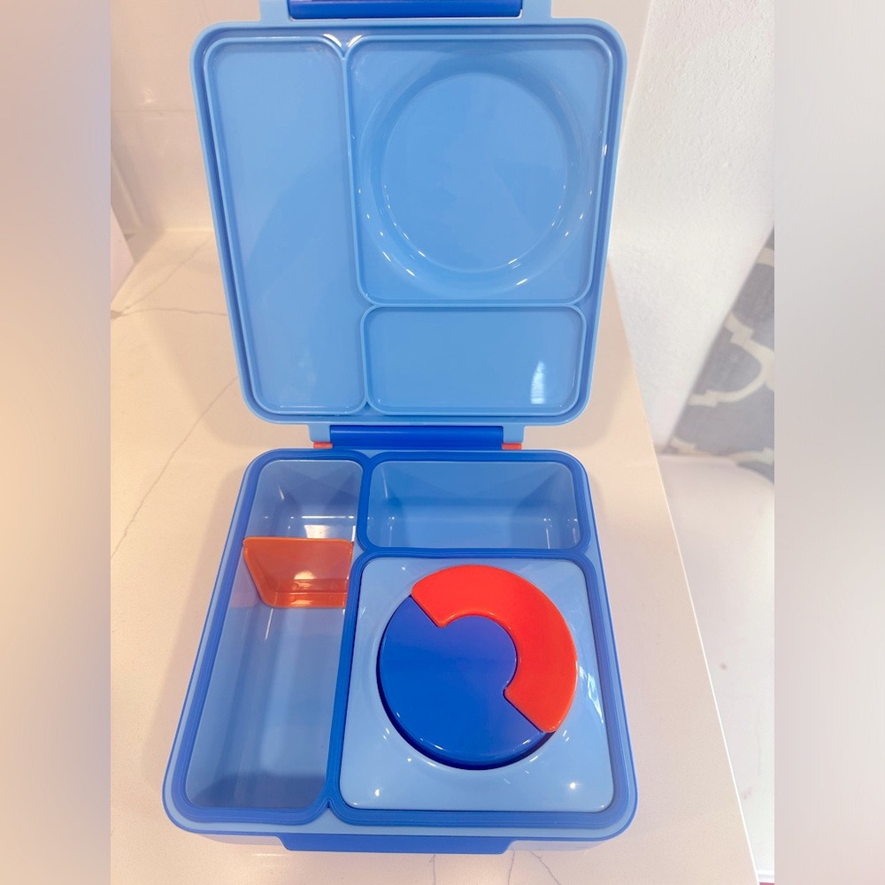 Omie box bento lunch box